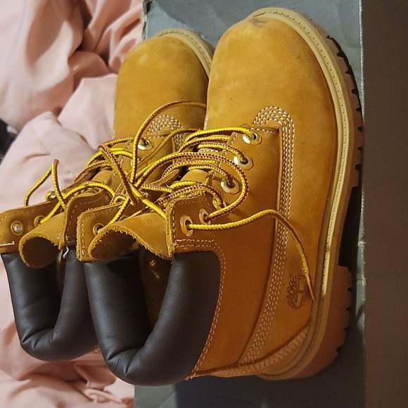 Timberland - Picture 2 of 4